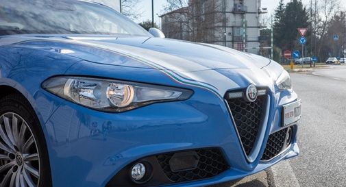 Tentativo di furto sventato a Treviso: residenti mettono in fuga i ladri e la polizia arresta due giovani in centro Tentativo di furto sventato a Treviso: residenti mettono in fuga i ladri e la polizia arresta due giovani in centro