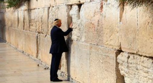 Trump al muro del Pianto, storica visita del presidente Usa