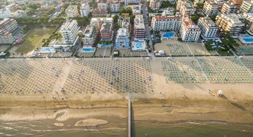 Jesolo, allarme per una persona dispersa in mare: ricerche senza esito