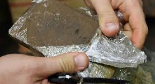 15 grammi di hashish, arrestato 18enne trevigiano