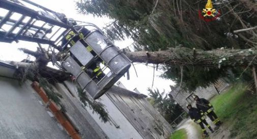 Maltempo, ancora superlavoro per i pompieri