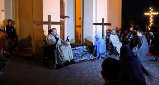 la via Crucis 2019