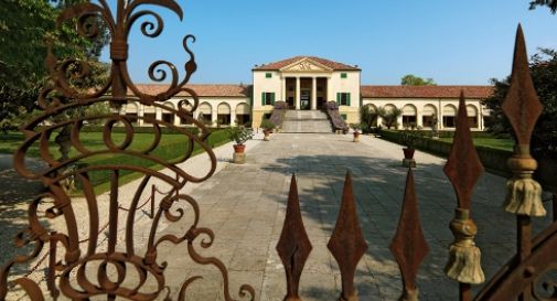 A Villa Emo una tazzina di caffè con Simonetta Agnello Hornby