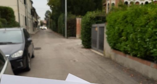 Via la villetta anni '20 per far posto a un palazzo, scatta la polemica: 