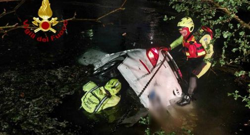 Finisce con l'auto nel lago: muore un uomo di trent'anni