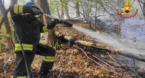 Nuovi roghi, in corso le operazioni di bonifica