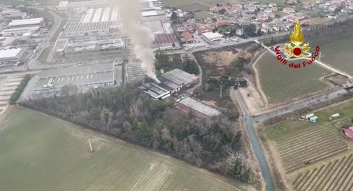 Incendio di Spresiano, Vigili del Fuoco al lavoro per tutta la notte - VIDEO