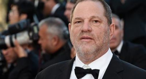 La procura di New York fa causa a Weinstein