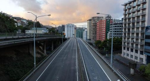 Nuova Zelanda proroga lockdown: 