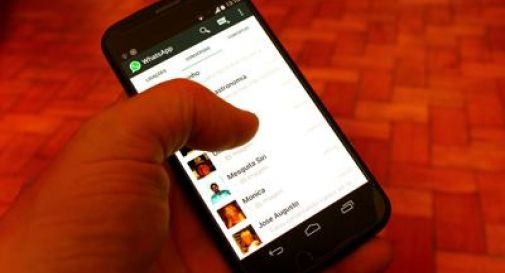 WhatsApp trasforma il messaggio vocale in testo