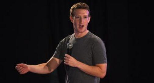 Facebook sotto accusa: 'Manipola i trending topics'. La risposta di Zuckerberg