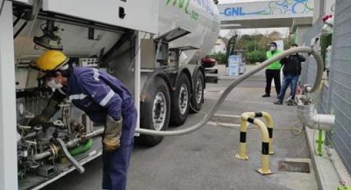 Carburanti: filiera Gnl cresce ancora, nel 2023 +10% della rete di distribuzione.